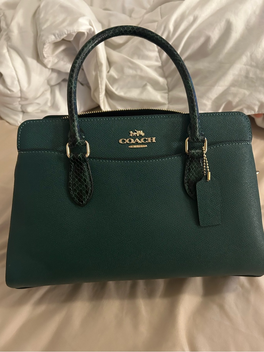 COACH Darcie Carryall Green Leather Satchel with Gold Hardware - Picture 2 of 7